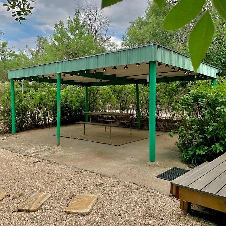 Newly Renovated Cozy Home Minutes From Broadmoor And Downtown Colorado Springs Buitenkant foto
