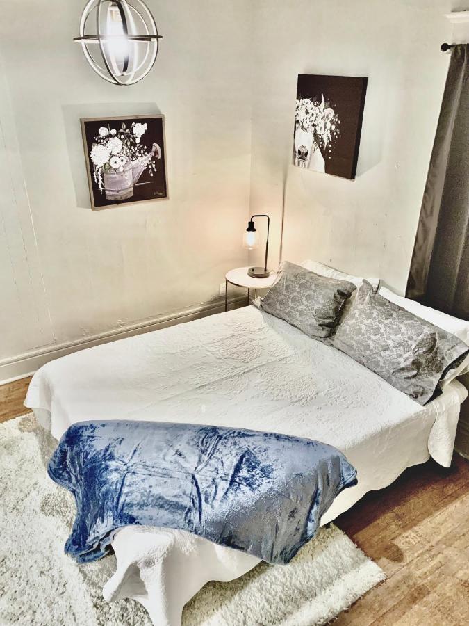 Newly Renovated Cozy Home Minutes From Broadmoor And Downtown Colorado Springs Buitenkant foto